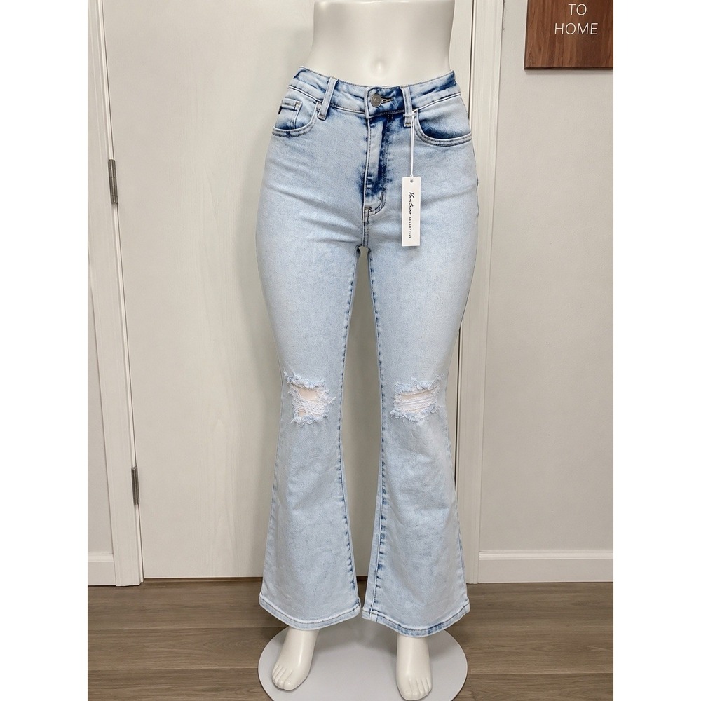 KanCan Essentials High Rise Bootcut Jeans 9/28 NWT Light Wash Distressed Stretch